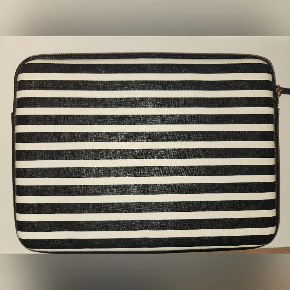 Kate Spade Black & White Laptop Sleeve